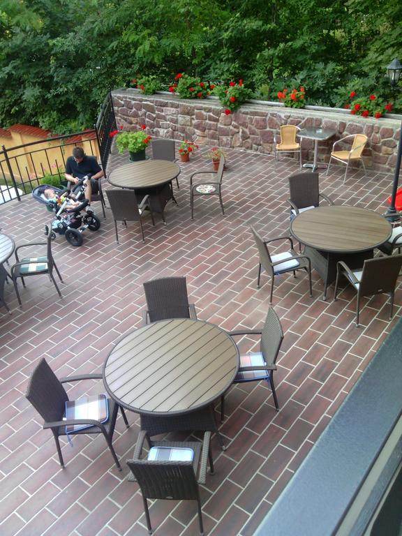 Stan Es Panzio Bed & Breakfast Balatonalmádi Dış mekan fotoğraf