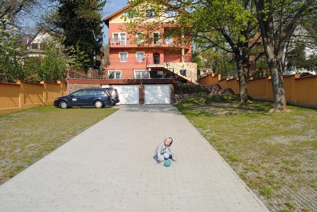 Stan Es Panzio Bed & Breakfast Balatonalmádi Dış mekan fotoğraf